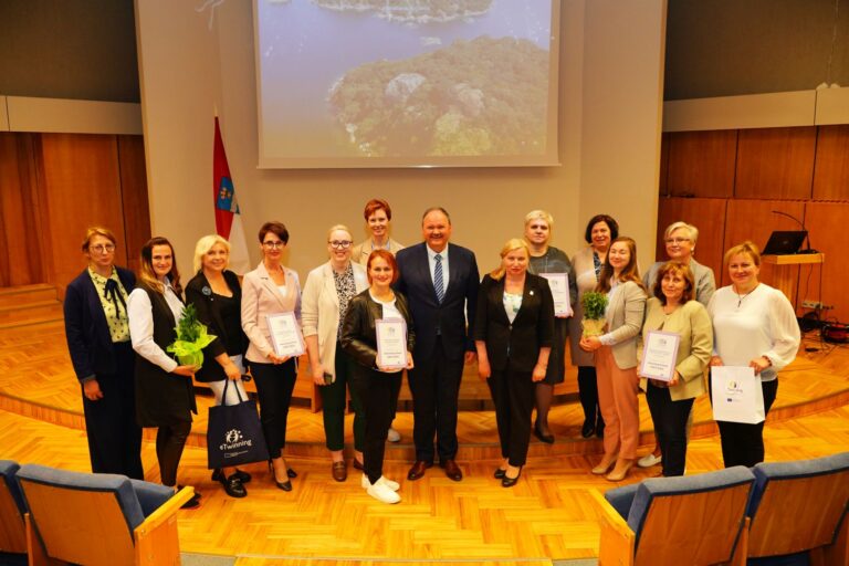 Četrām Daugavpils izglītības iestādēm piešķirts “eTwinning Skola” statuss