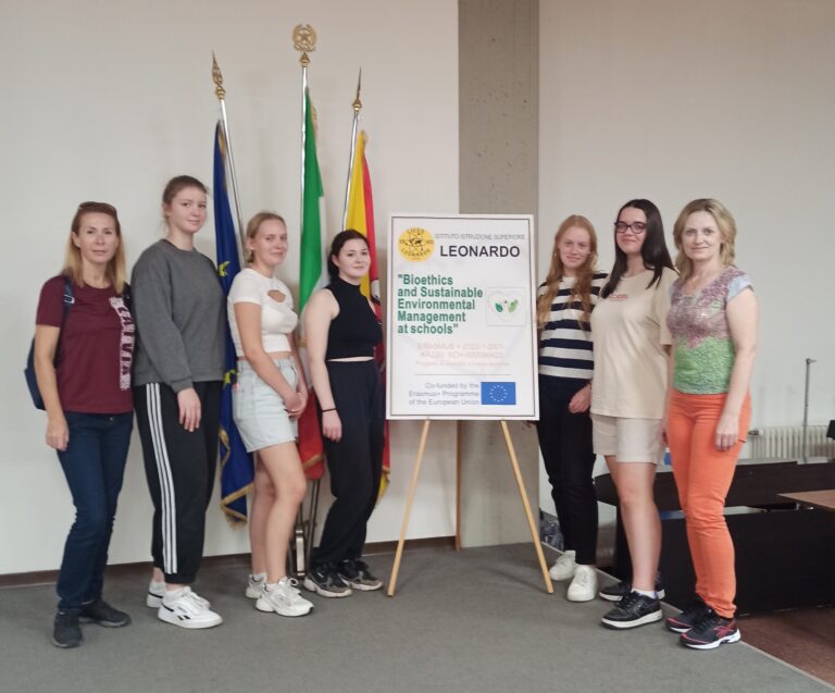 Erasmus+ projekta “BIOSEM” mobilitāte Sicīlijā: dažādas valstis, bet vienādi bioētikas un vides jautājumi  