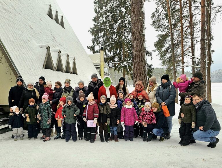 Daugavpils pilsētas 4. pirmsskolas izglītības iestādes izglītojošs pasākums bērniem sadarbībā ar vecākiem, Iestādes padomi un vietējo kopienu