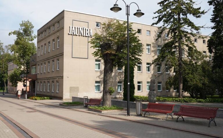 Daugavpils pilsētas Bērnu un jauniešu centrs “Jaunība” iegūst valsts nozīmes interešu izglītības iestādes statusu