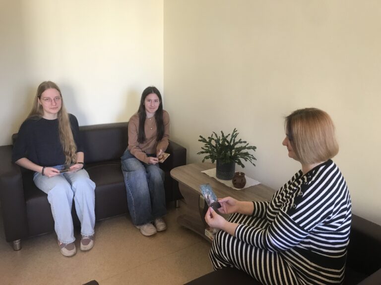Daugavpils pilsētas Izglītības pārvaldē aizvadīta Ēnu diena