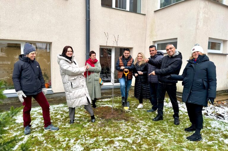 Daugavpilī tiek sperti soļi harmonijā ar dabu