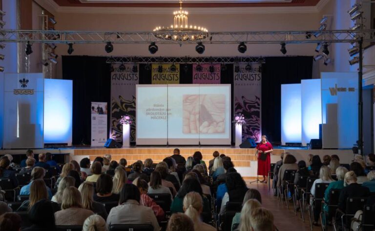 Norisinājās  pedagogu konference “Pedagogs – viedokļu un procesu līderis” projekta Nr.4.2.2.3/1/24/I/001 “Pedagogu profesionālā atbalsta sistēmas izveide” ietvaros