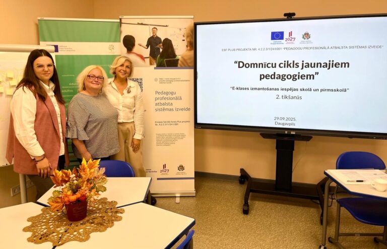 Jaunie pedagogi apgūst e-klases iespējas un attīsta sadarbības prasmes ar vecākiem