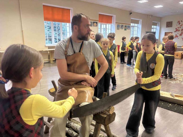 Koka stāsts cilvēka rokās