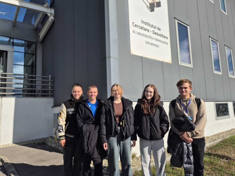 Daugavpils Iespēju vidusskolas skolēni ERASMUS+ projektā viesojās Rumānijā