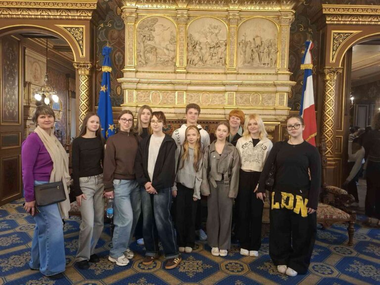 Licejisti piedalās Erasmus+ projektā “Vēro! Izzini! Pielieto!”