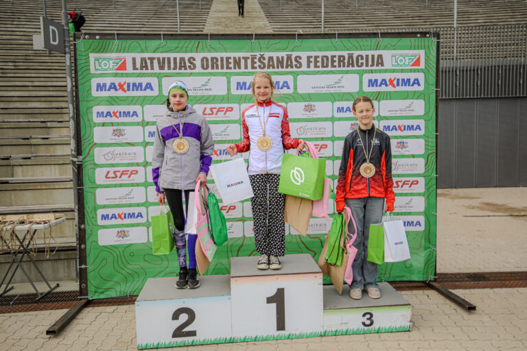 Daugavpils skolēni gūst panākumus Latvijas skolu orientēšanās kausā